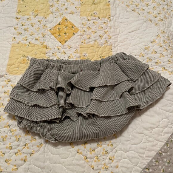 Milkbarn Onesie with Matching Diaper Cover 3-6M - Picture 4 of 4